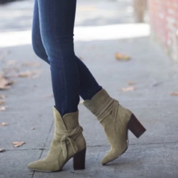 Banana Republic Ankle Boots CantonSuede Olive Green Wrap Around Tie  8.5 - Picture 4 of 11